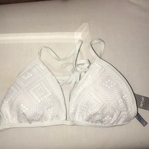 NEW Arie Lace White Triangle Top